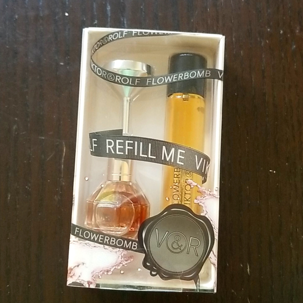 V&R Flowerbomb Refill kit